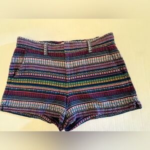 GAP CITY SHORT SIZE 6 SHORTS.   3” LOW RISE   12” LENGTH